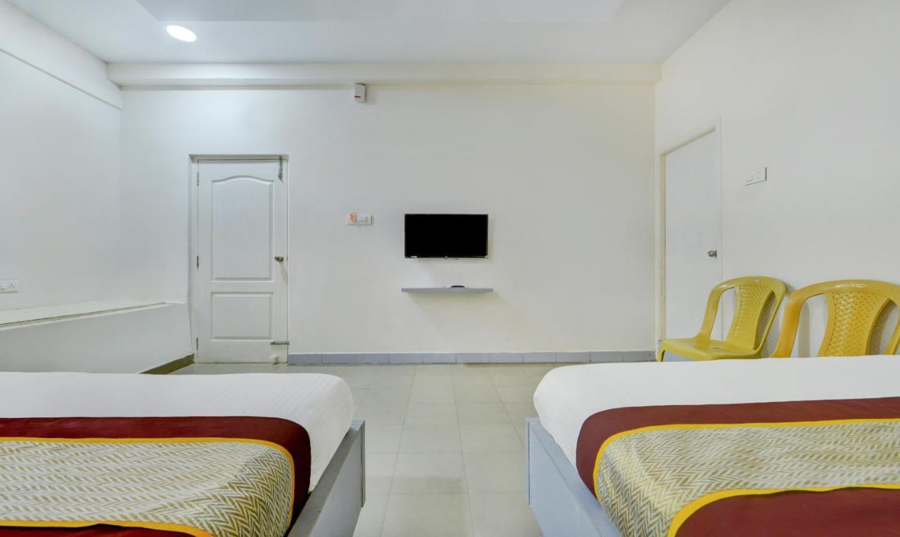Hotel Salbala - Near Airport Čennai Exteriér fotografie